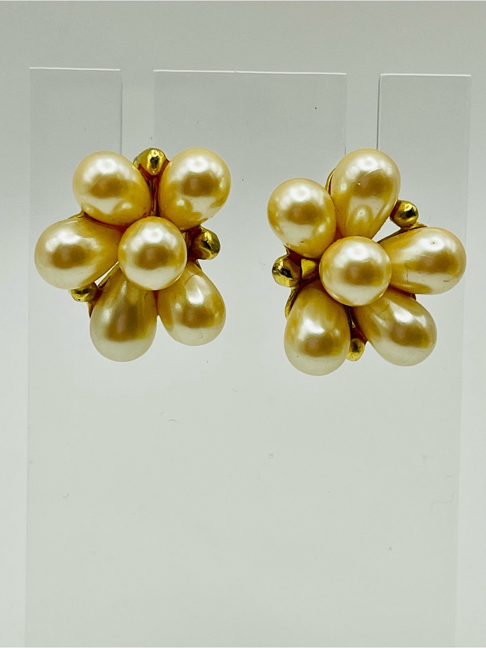 Vintage Richelieu Faux Pearl Cluster Flower Clip-On Earrings. Gold tone